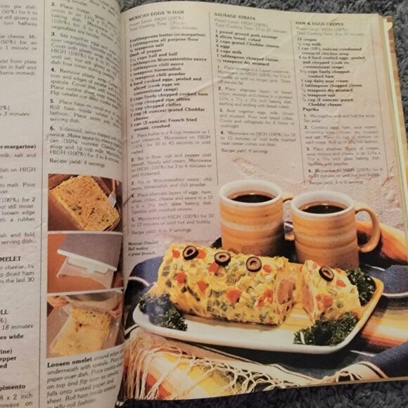 Vintage 70s Cookbook Lot Pillsbury Recipe Cook Book Kitchen Retro Home Decor Fun - Picture 11 of 16